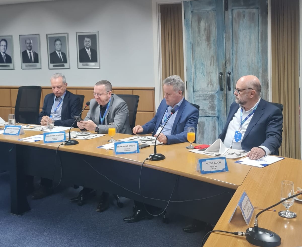 Conselho do Sebrae/RS debate temas em favor do desenvolvimento das MPEs gaúchas