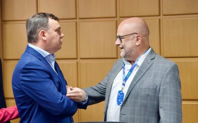 Presidente Vitor Augusto Koch participa da reunião do CD do Sebrae RS